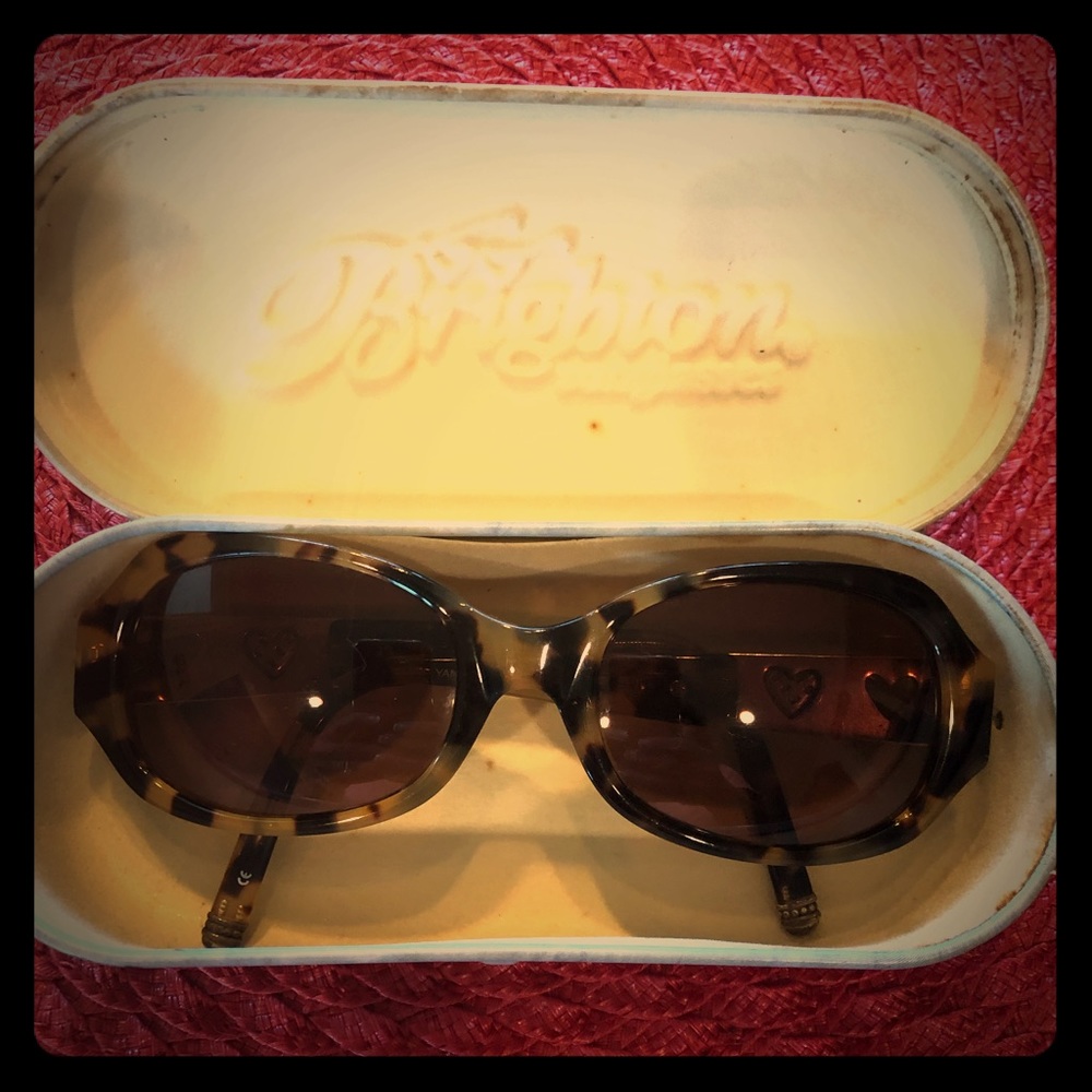 Vintage Brighton Sunglasses w/case.